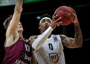 Înfrângere dramatică pentru U-BT Cluj-Napoca în Lituania, după o repriză secundă controlată » Alb-negrii au ratat o șansă importantă de calificare în playoff