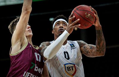 Înfrângere dramatică pentru U-BT Cluj-Napoca în Lituania, după o repriză secundă controlată » Alb-negrii au ratat o șansă importantă de calificare în playoff