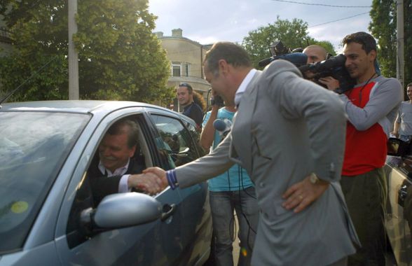 Gigi Becali, prima reacție după decesul lui Dinu Gheorghe: „A fost un conducător de calibru. Am vrut să-l aduc și eu”