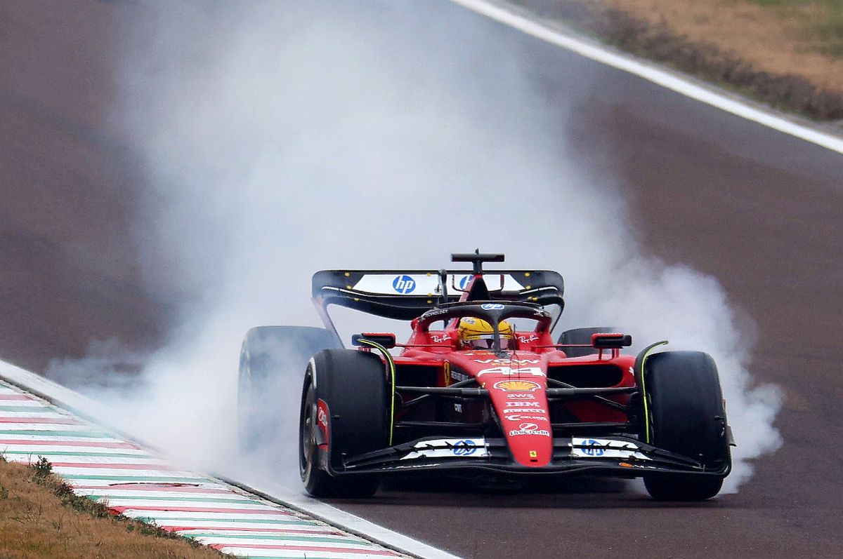 N-a început sezonul, dar Lewis Hamilton și-a bușit Ferrariul. Toate informațiile despre accidentul de astăzi