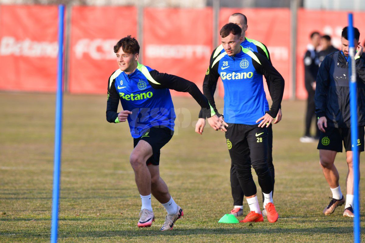 Voie bună înainte de Manchester United » Imagini de la antrenamentul oficial: cine i-a îmbărbătat pe roș-albaștri