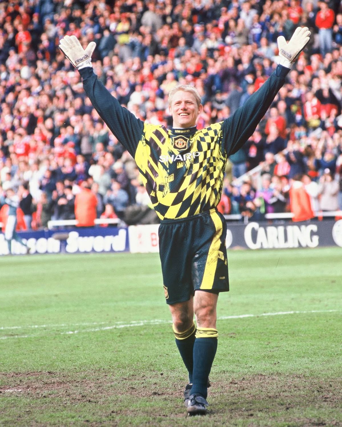 Viața legendarului Peter Schmeichel a ajuns documentar » La un pas de bătaie cu Sir Alex Ferguson și dezvăluiri dure despre dependența de alcool a tatălui: „L-am umilit atât de mult încât n-a putut să uite...”