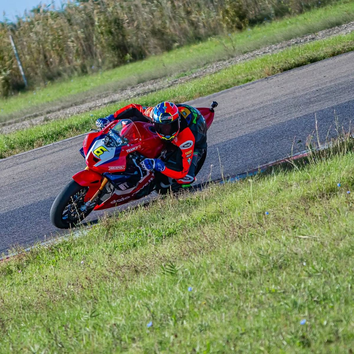 „Cel mai mare sacrificiu este că îmi dedic toată viața acestui sport” » Primul pilot român în MotoGP după aproape două decenii și-a trasat un obiectiv clar: „Vreau să fiu campion mondial”