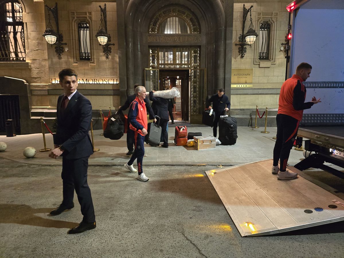 Manchester United a sosit la hotelul Marmorosch din București