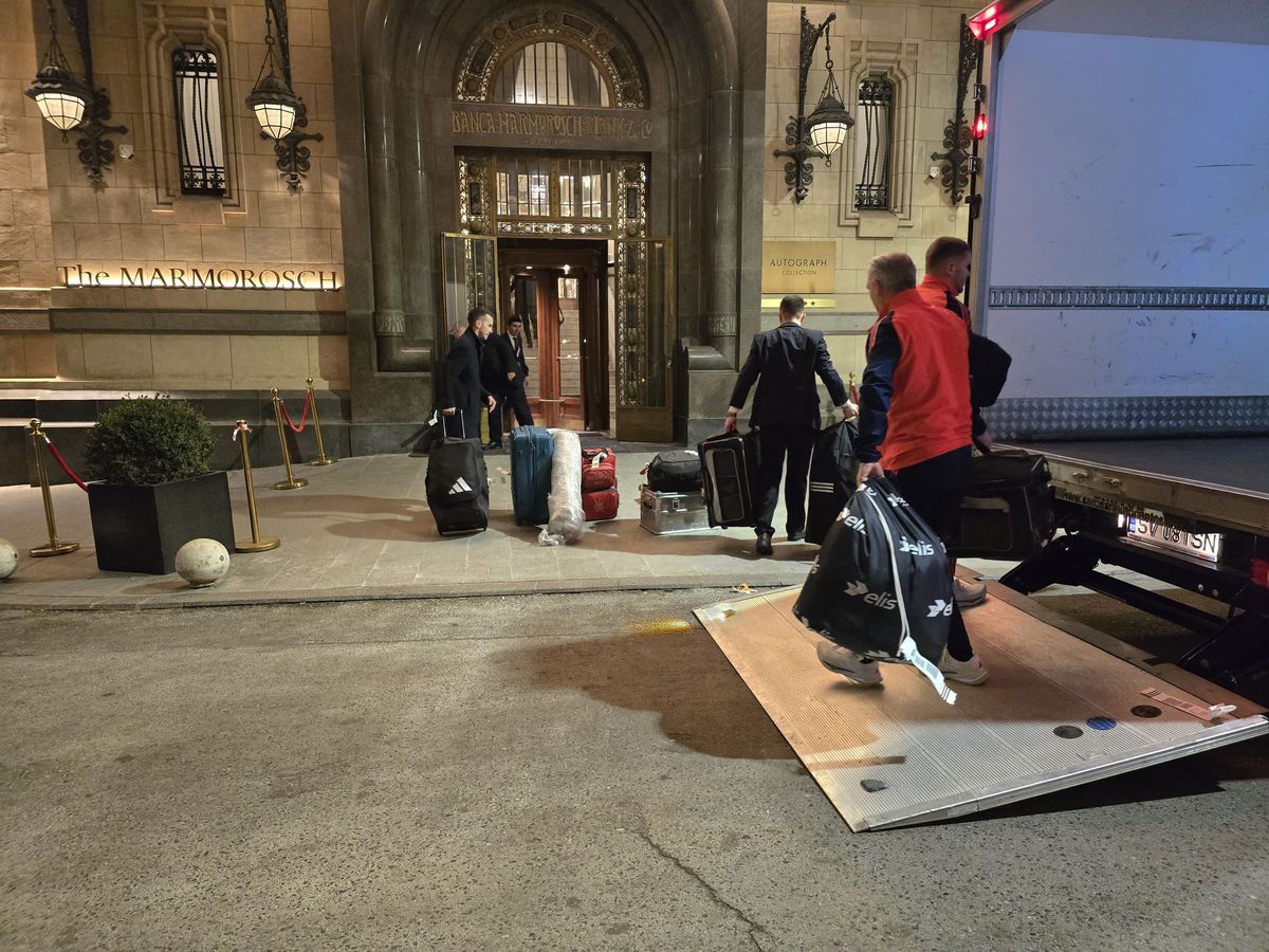 Manchester United a sosit la hotelul Marmorosch din București