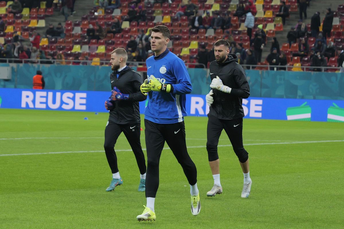 Prea târziu! Naivă în prima repriză, FCSB s-a trezit după pauză, dar n-a putut să o întoarcă pe Fenerbahce. Final de aventură în Europa League