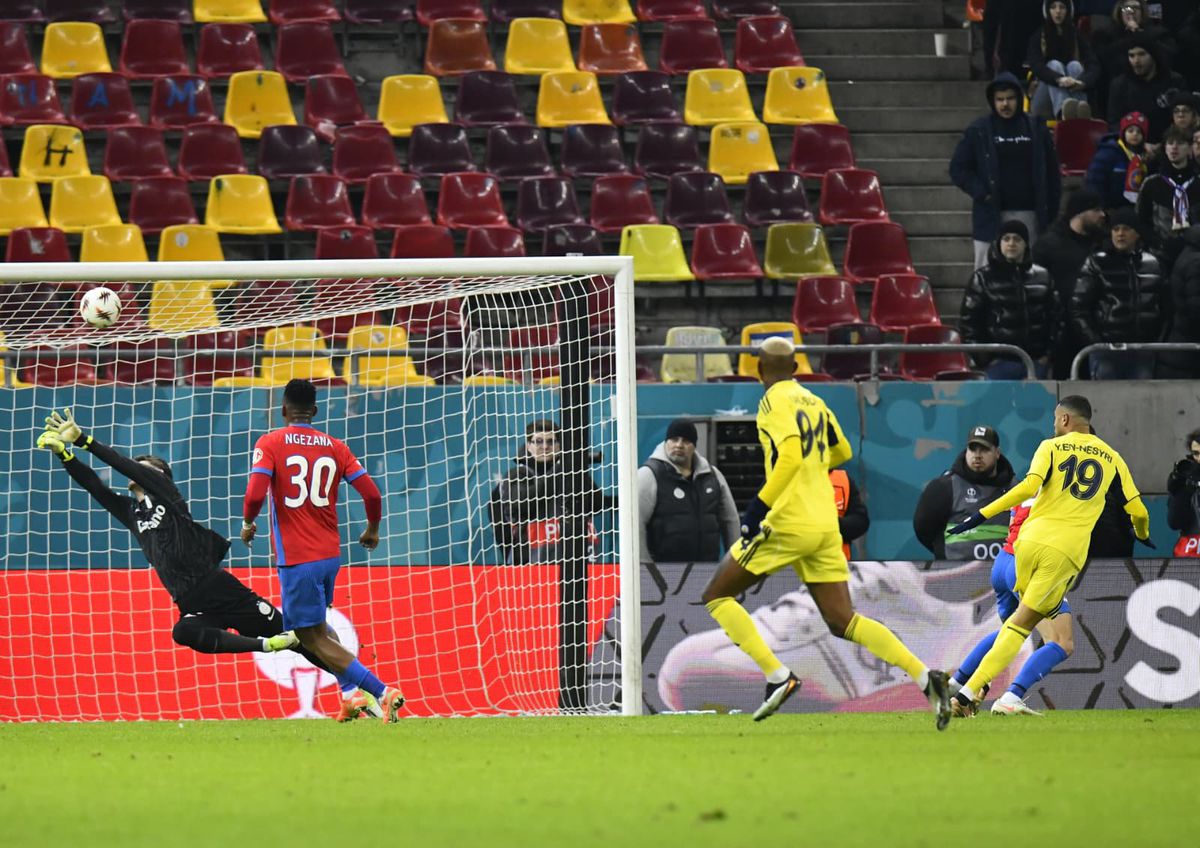 Imagini de la FCSB - Fenerbahce, în ultima etapă din grupa de Europa League // foto: Andrei Furnigă și Cristi Preda (GSP.ro)