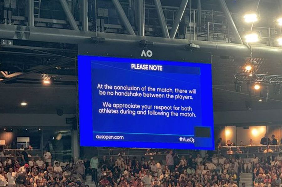 În timpul semifinalei Sabalenka - Svitolina, pe ecranul din stadion a apărut un anunț neobișnuit