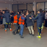 Scandal la pauza meciului FCSB - Fenerbahce // Capturi FOTO: Digi Sport