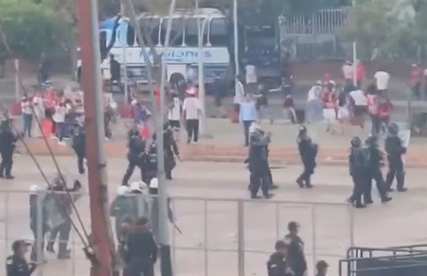 Un suporter a fost înjunghiat mortal la finalul unui meci din Columbia » Fanii oaspeți aveau interzis pe stadion