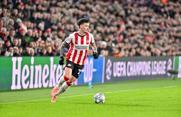 Antrenorul lui PSV explică de ce l-a schimbat pe Dennis Man la pauza meciului cu Bayern: „O aveam în minte”