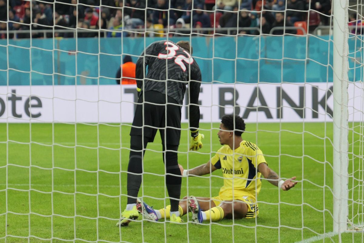 „La fel ca în campionat” » Elias Charalambous explică ce i-a lipsit FCSB-ului în Europa League: „Marea problemă”