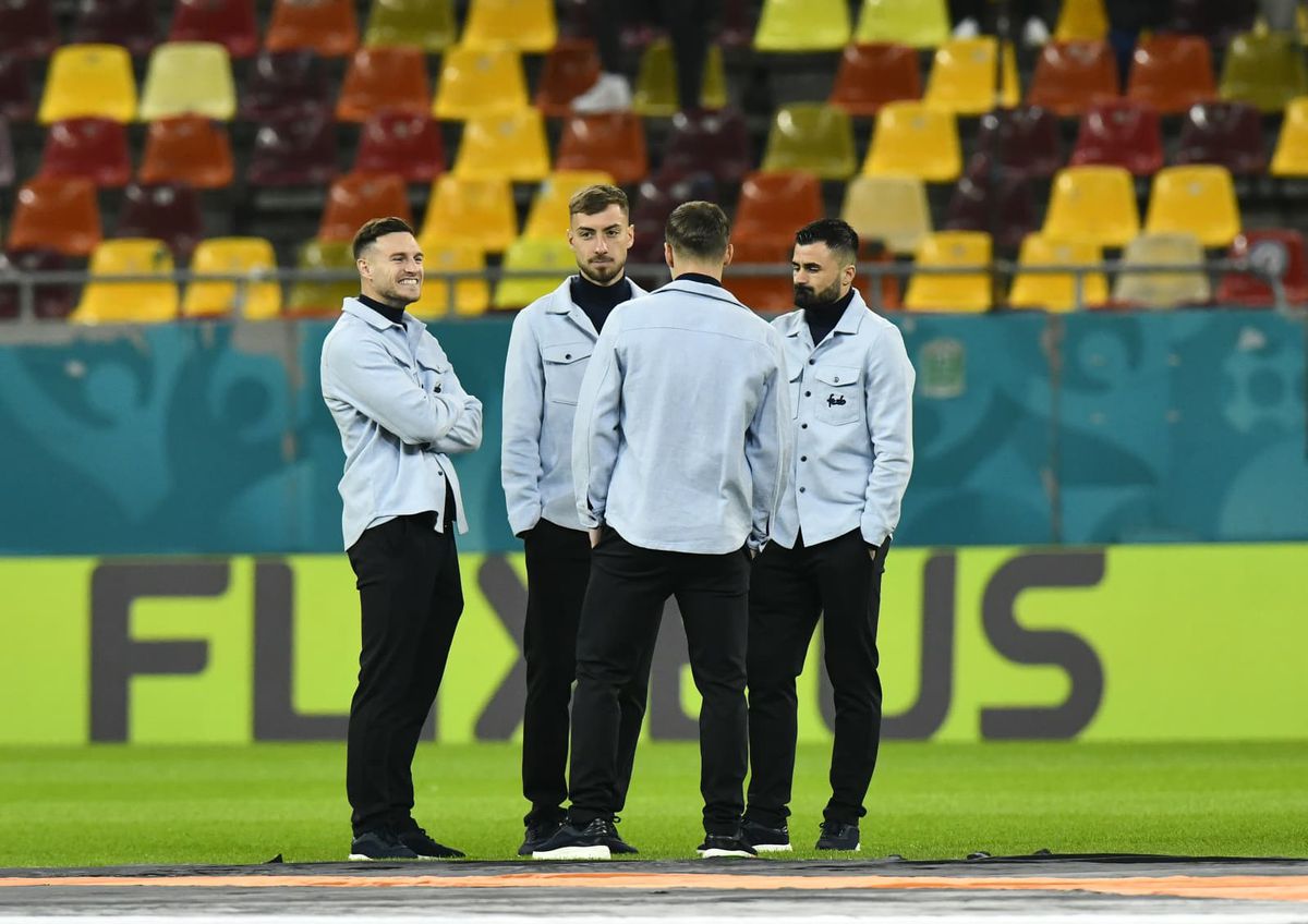 Prea târziu! Naivă în prima repriză, FCSB s-a trezit după pauză, dar n-a putut să o întoarcă pe Fenerbahce. Final de aventură în Europa League