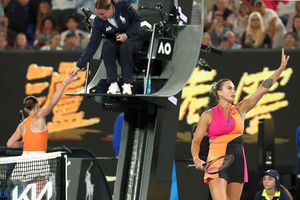 În timpul semifinalei Sabalenka - Svitolina, pe ecranul din stadion a apărut un anunț neobișnuit