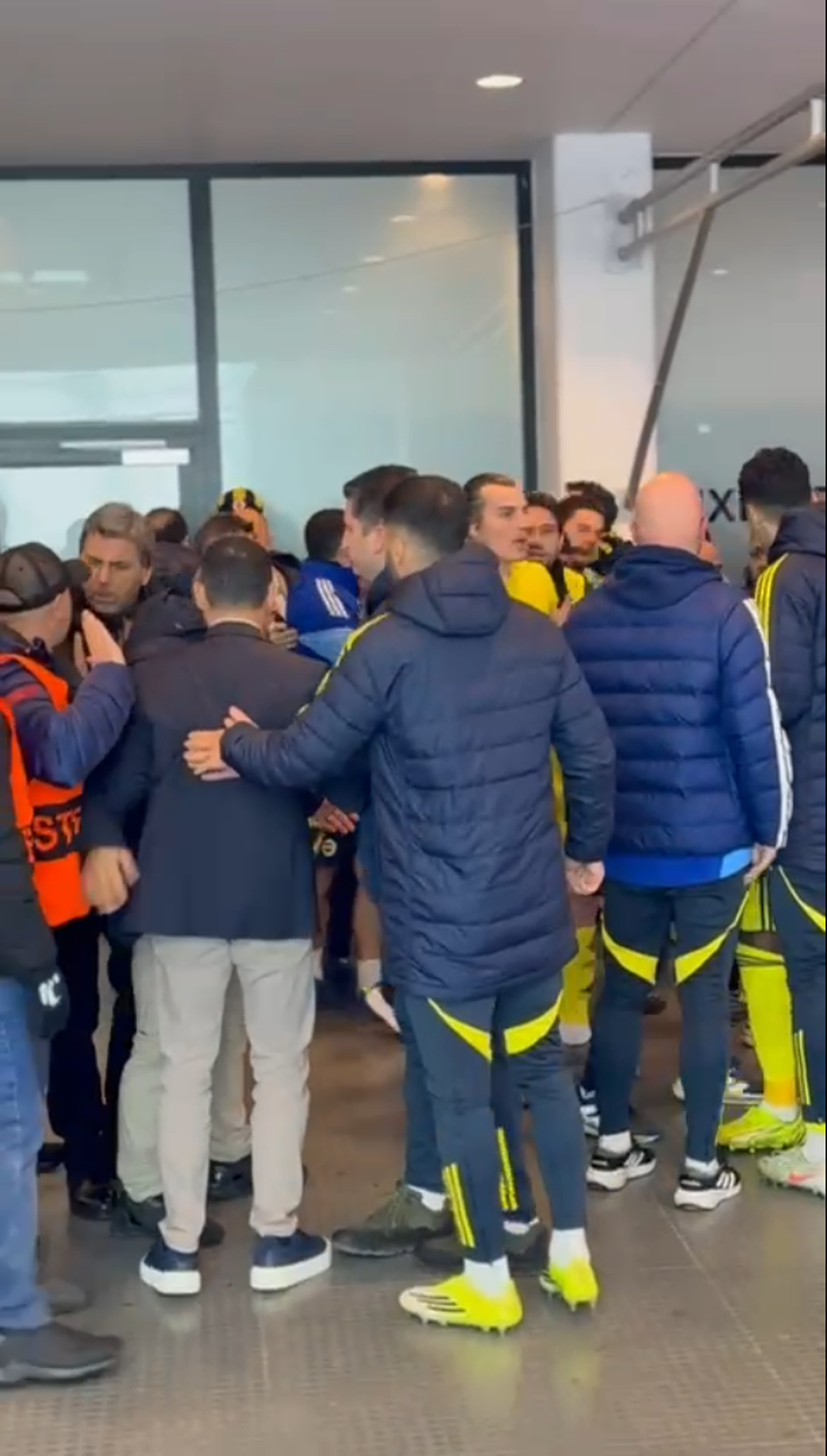 Scandal la FCSB - Fenerbahce