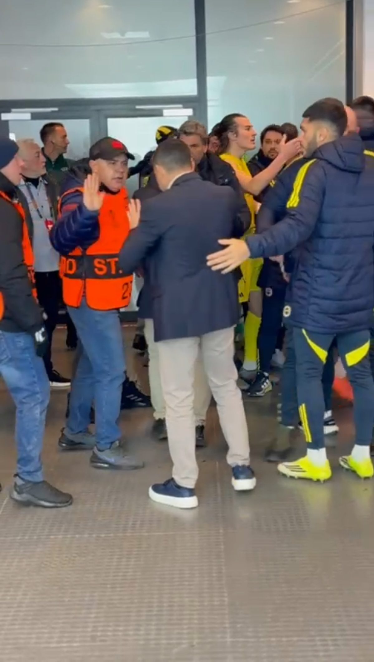 Scandal la FCSB - Fenerbahce