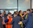 Scandal la pauza meciului FCSB - Fenerbahce // Capturi FOTO: Digi Sport