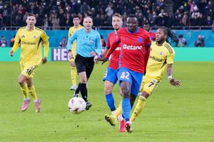 Prea târziu! Naivă în prima repriză, FCSB s-a trezit după pauză, dar n-a putut să o întoarcă pe Fenerbahce. Final de aventură în Europa League