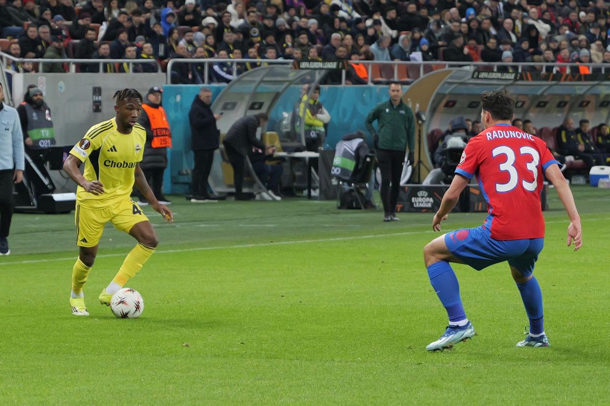 Imagini de la FCSB - Fenerbahce, în ultima etapă din grupa de Europa League // foto: Andrei Furnigă și Cristi Preda (GSP.ro)