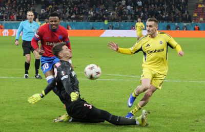 Gigi Becali l-a scos vinovat după ce FCSB a ratat play-off-ul, dar nu vrea să renunțe la el: „Cum să te desparți de el?”