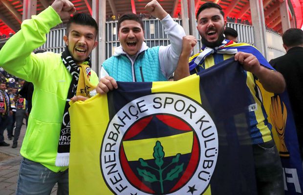 Vin turcii! Bucureștiul e iar în alertă: mii de suporteri de-ai lui Fenerbahce sunt așteptați azi în Capitală