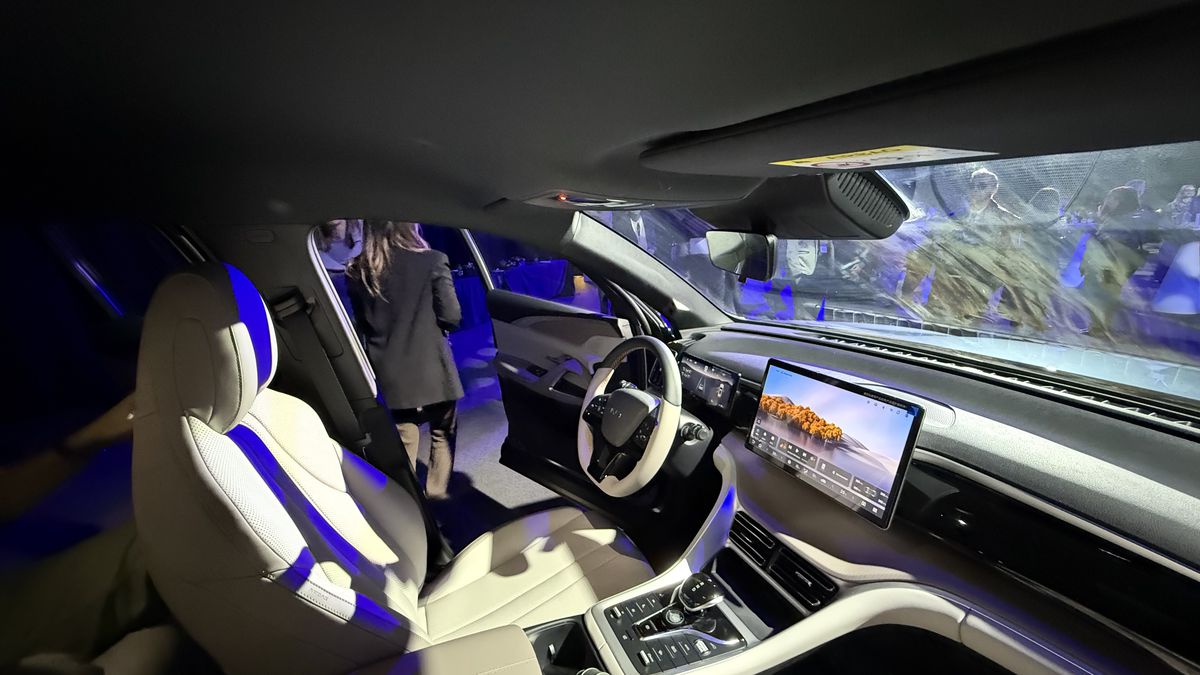 „Bestia” a ajuns în România! Cât costă SUV-ul cu cel mai mare spațiu din clasa electrică