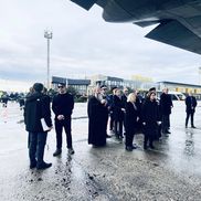 Cei 7 fani decedați ai lui PAOK au fost repatriați de pe Aeroportul din Timișoara / foto: Facebook