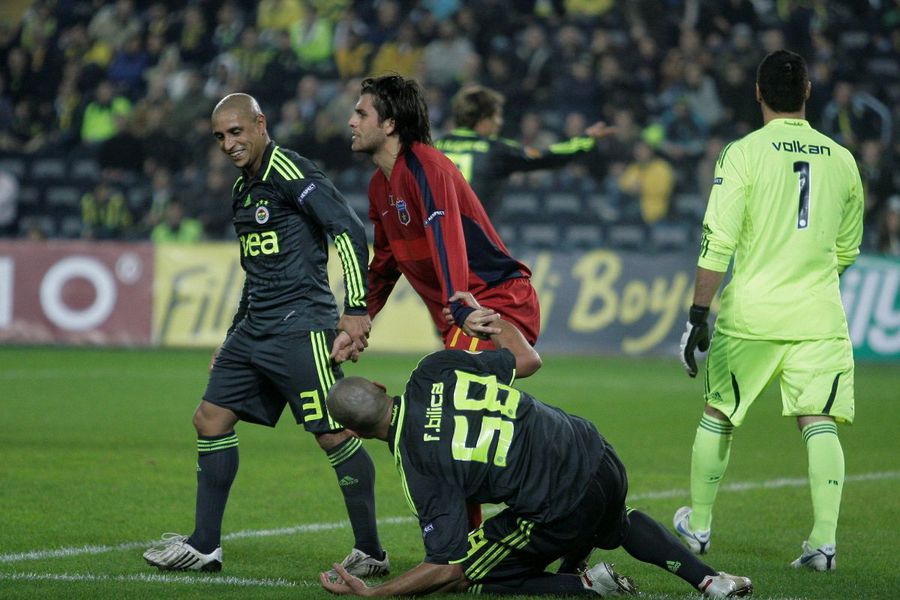 Ionuț Rada a jucat în ultimul FCSB - Fenerbahce și a rememorat: „Când ești pe culoar cu Roberto Carlos...” » Ce spune despre șansele roș-albaștrilor