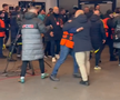 Scandal la pauza meciului FCSB - Fenerbahce // Capturi FOTO: Digi Sport