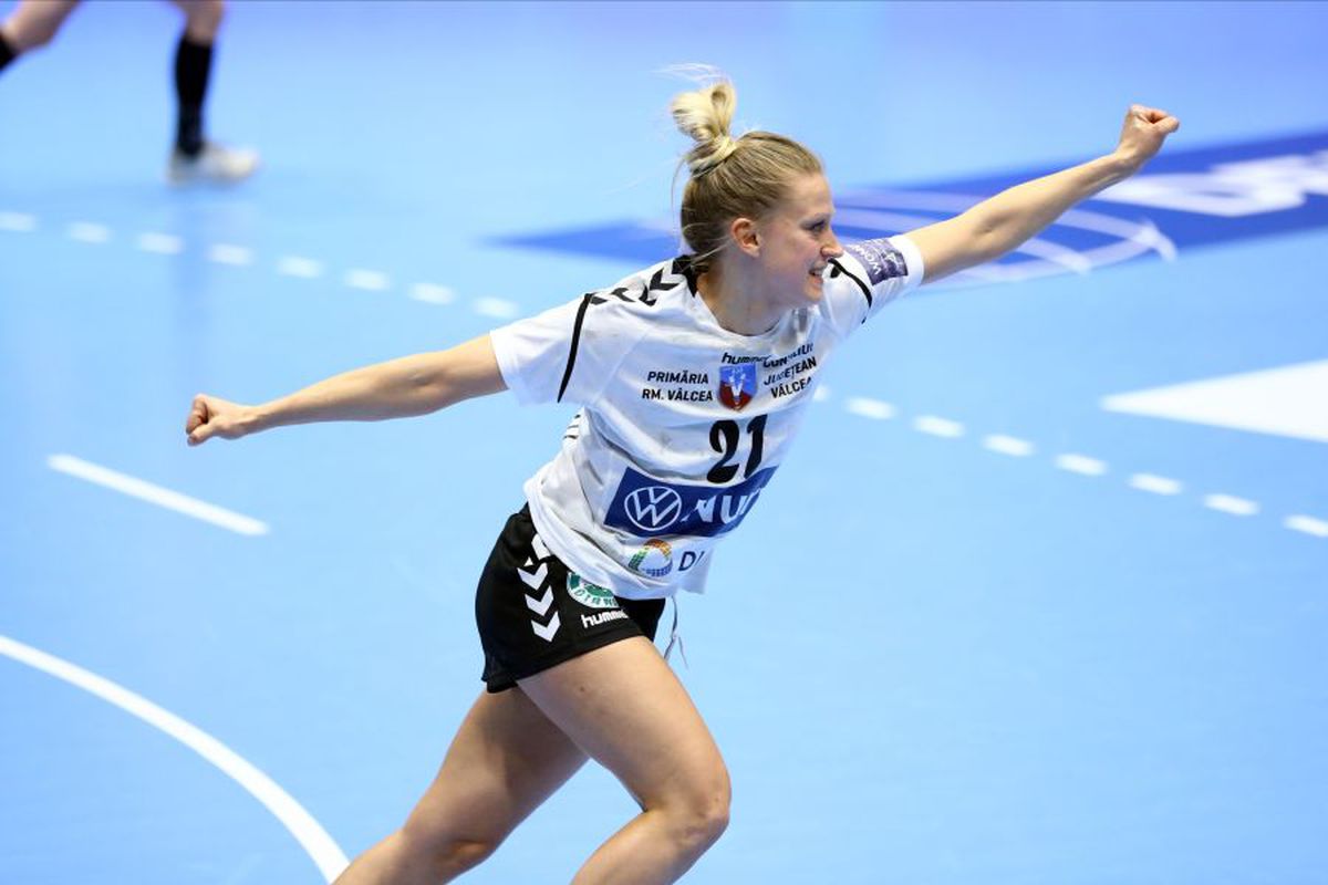 SCM RM VÂLCEA - SAVEHOF 28-20 // Ann Grete Norgaard: „Sunt fericită la Vâlcea! Știam la ce echipă vin!”
