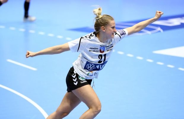 SCM RM VÂLCEA - SAVEHOF 28-20 // Ann Grete Norgaard: „Sunt fericită la Vâlcea! Știam la ce echipă vin!”