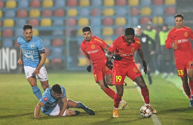 Elias Charalambous, după ce Becali a vrut să-l scoată pe Luis Phelipe în minutul 25: „E stilul lui, asta îl face fericit”