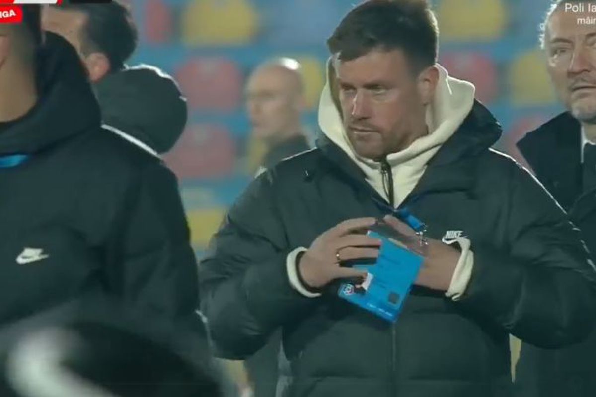 Mihai Pintilii, „ROȘU” în minutul 37 din Voluntari - FCSB