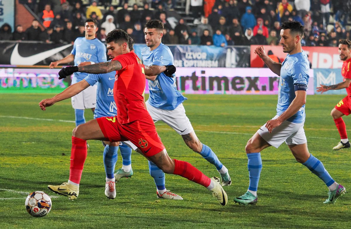 Ilie Dumitrescu a sesizat un detaliu la FCSB: „Echipa arată diferit când intră el pe teren”