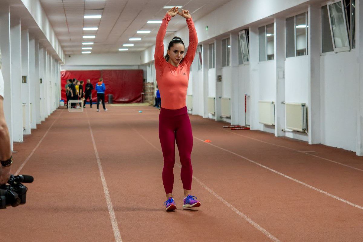 Andrea Miklos, încrezătoare înainte de startul la Campionatele Mondiale de atletism în sală: „Îmi plac provocările, sunt gata să dau ce am mai bun”