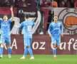 Claudiu Micovschi, în stânga, autorul golului arădenilor cu Rapid