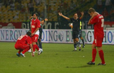 Coșmarul care o bântuie și acum pe Dinamo: „Jucătorii plângeau în vestiar. Vorbeam recent cu Borcea despre asta...”