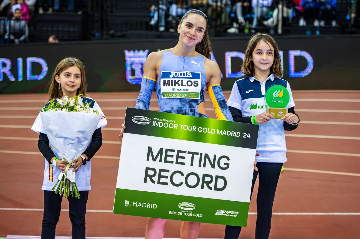 Andrea Miklos, încrezătoare înainte de startul la Campionatele Mondiale de atletism în sală: „Îmi plac provocările, sunt gata să dau ce am mai bun”