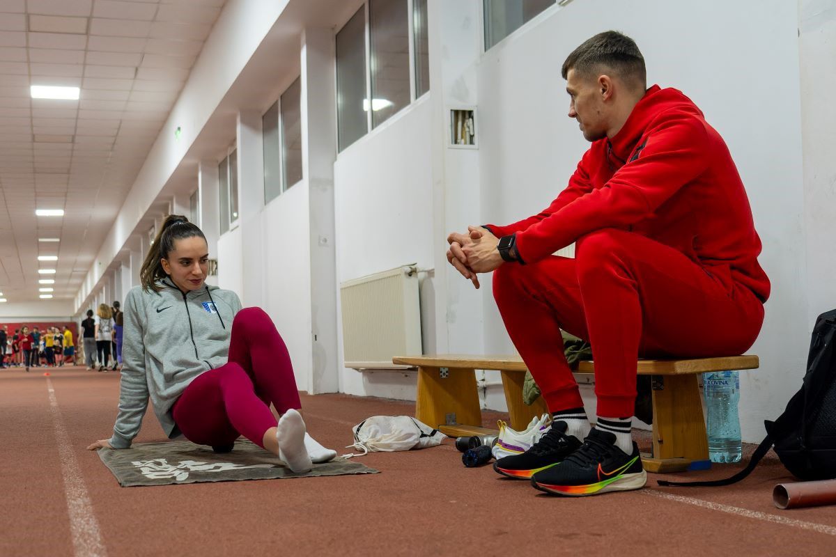 Andrea Miklos competiții și antrenament