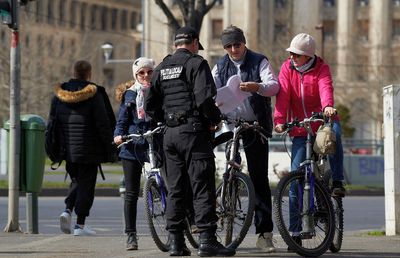 România intră în scenariul 4. Alexandru Rafila: „Cel mai probabil luni vom depăși 2.000 de cazuri de infectare cu COVID-19"