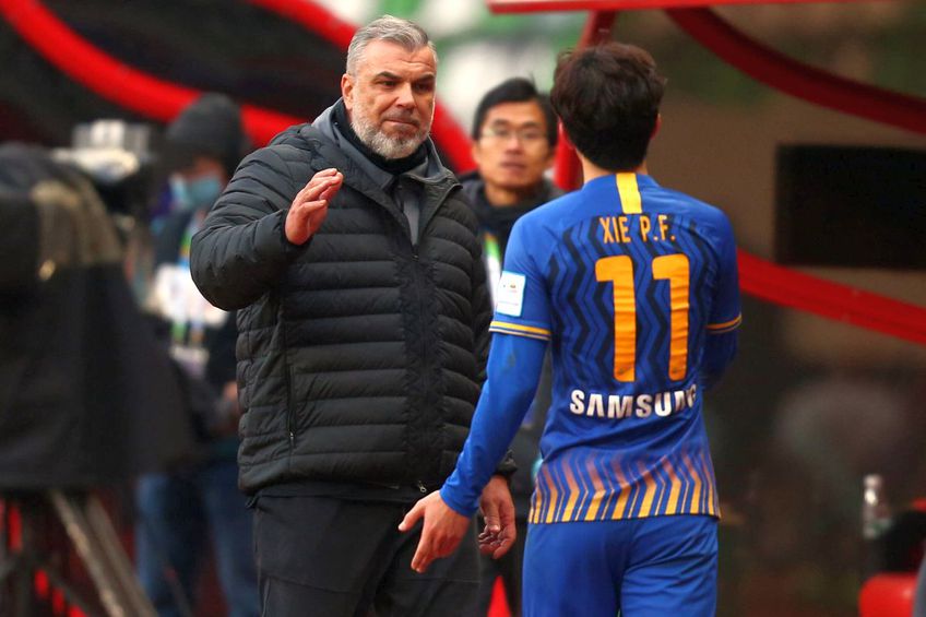 Olăroiu a fost debarcat de la Jiangsu cu puțin înainte de desființarea echipei // Foto: Imago