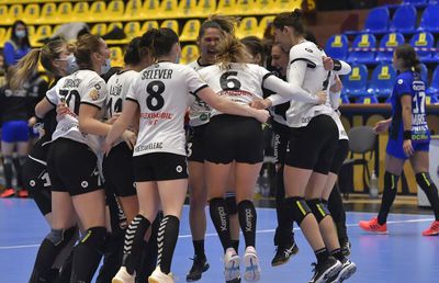 Probleme cu testele COVID la U Cluj înainte de meciul cu SCM Râmnicu Vâlcea!