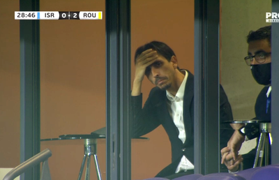 Știm cum e :)) Ce făcea Benayoun în lojă, la 2-0 pentru România