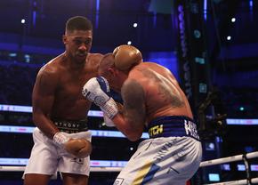 A fost la un pas să-l bată pe Fury, acum se luptă cu Joshua » Meci de gală pentru fostul campion din UFC