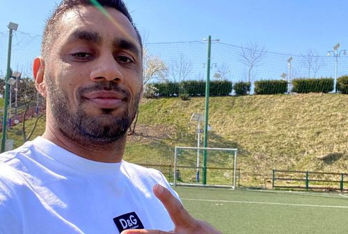 Bănel Nicoliță (37 ani) a anunțat pe conturile sale de socializare că și-a deschis școală de fotbal și că îi așteaptă la antrenamente pe micuții pasionati de sportul-rege.