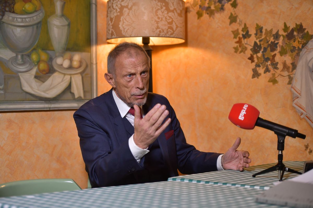 Christoph Daum a fost pe Arena Națională la România - Belarus și a vorbit pentru cititorii Gazetei » „Credeam că mai erau superfotbaliști. Nu mai sunt”