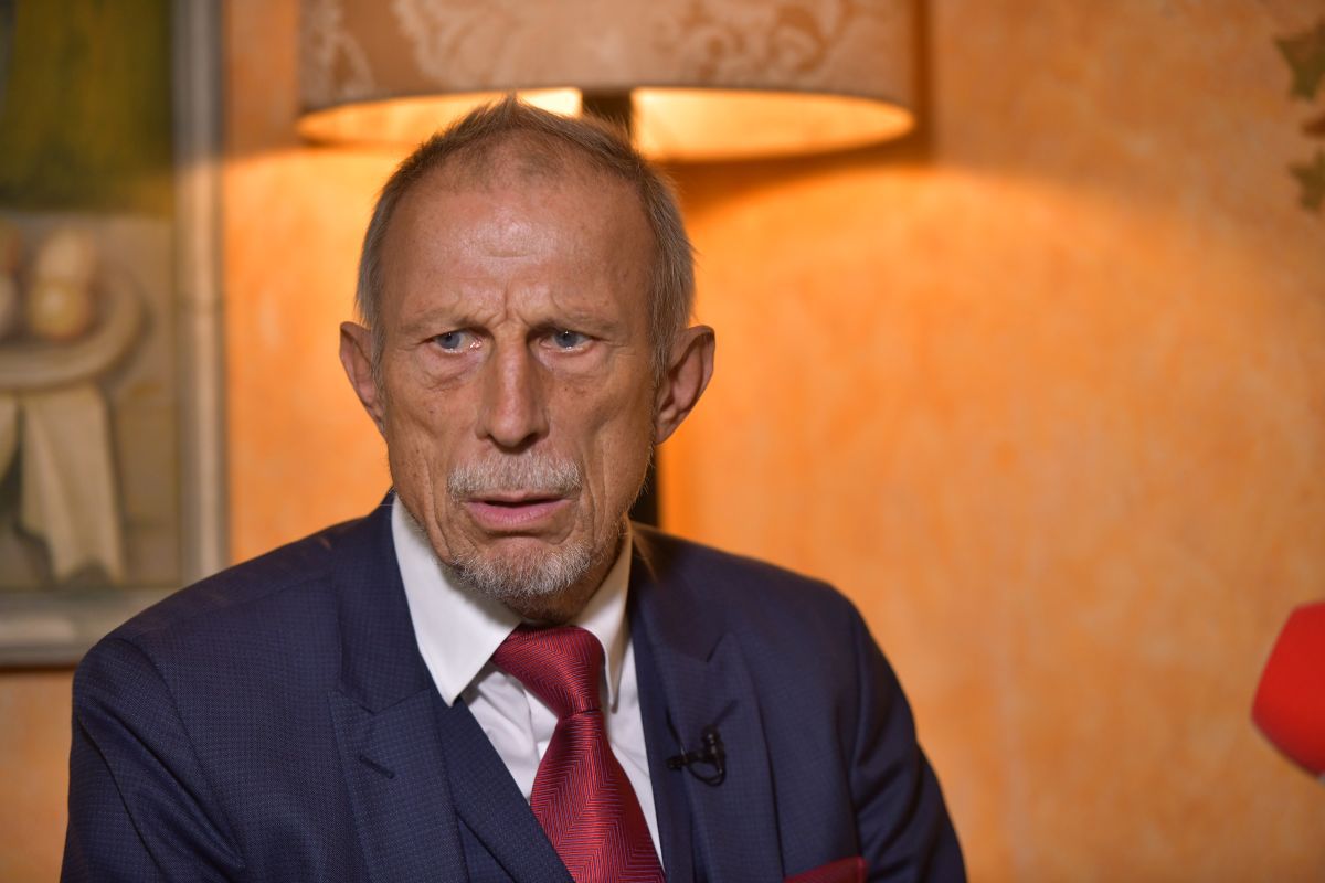 Christoph Daum, din nou în stare critică » Operat a doua oară de cancer: „Lucrurile s-au înrăutățit în ultima vreme”