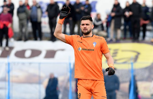 Dinamo, echipa cu cel mai slab atac din Superliga, și-a prezentat oficial noul portar