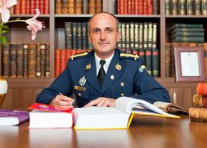 Dumitru Dragomir îl ironizează pe Florin Talpan: „S-a trezit la împărțeala funcțiilor că în farfuria lui e doar varză. Nu a primit nici măcar o sarma”