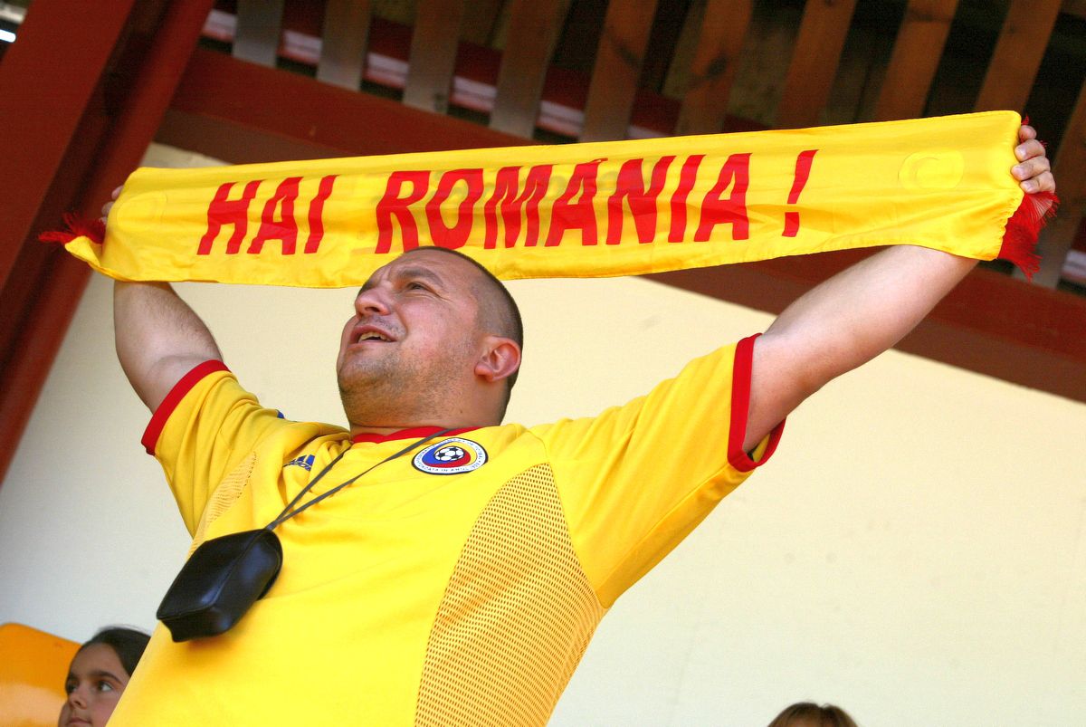 Imagini EXCLUSIVE de la prima deplasare a lui George Simion! „Am mers cu autocarul două zile și două nopți. Părinții mei și acum știu că am fost în Delta Dunării!”